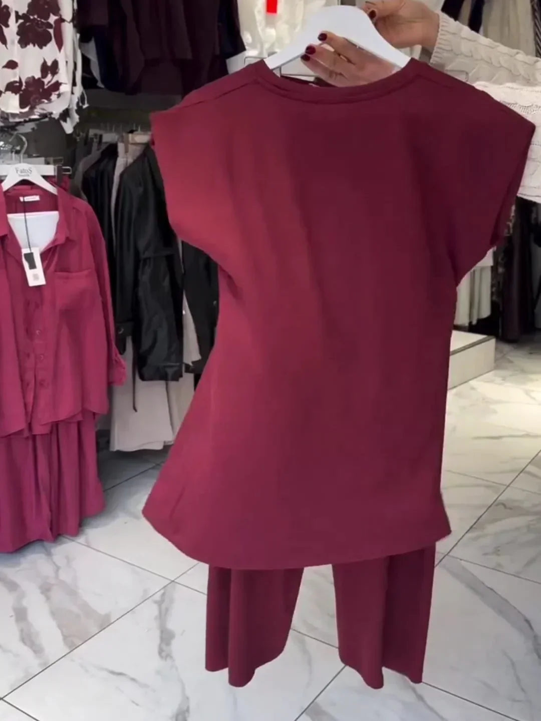 Cap Sleeves Top & Free-Fall Trouser