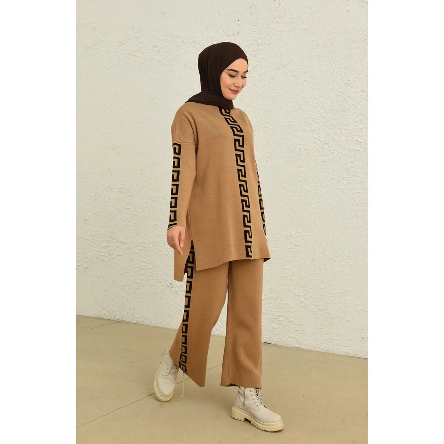 2 Pcs Printed Winter Outfit CH-324