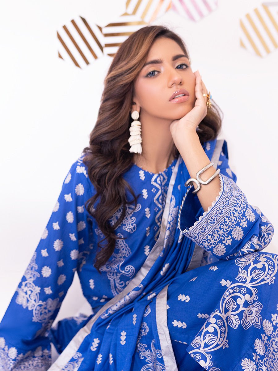 1 & Get 1 Free - 3pc Unstitched- Paste Printed Lawn Suit DOS206