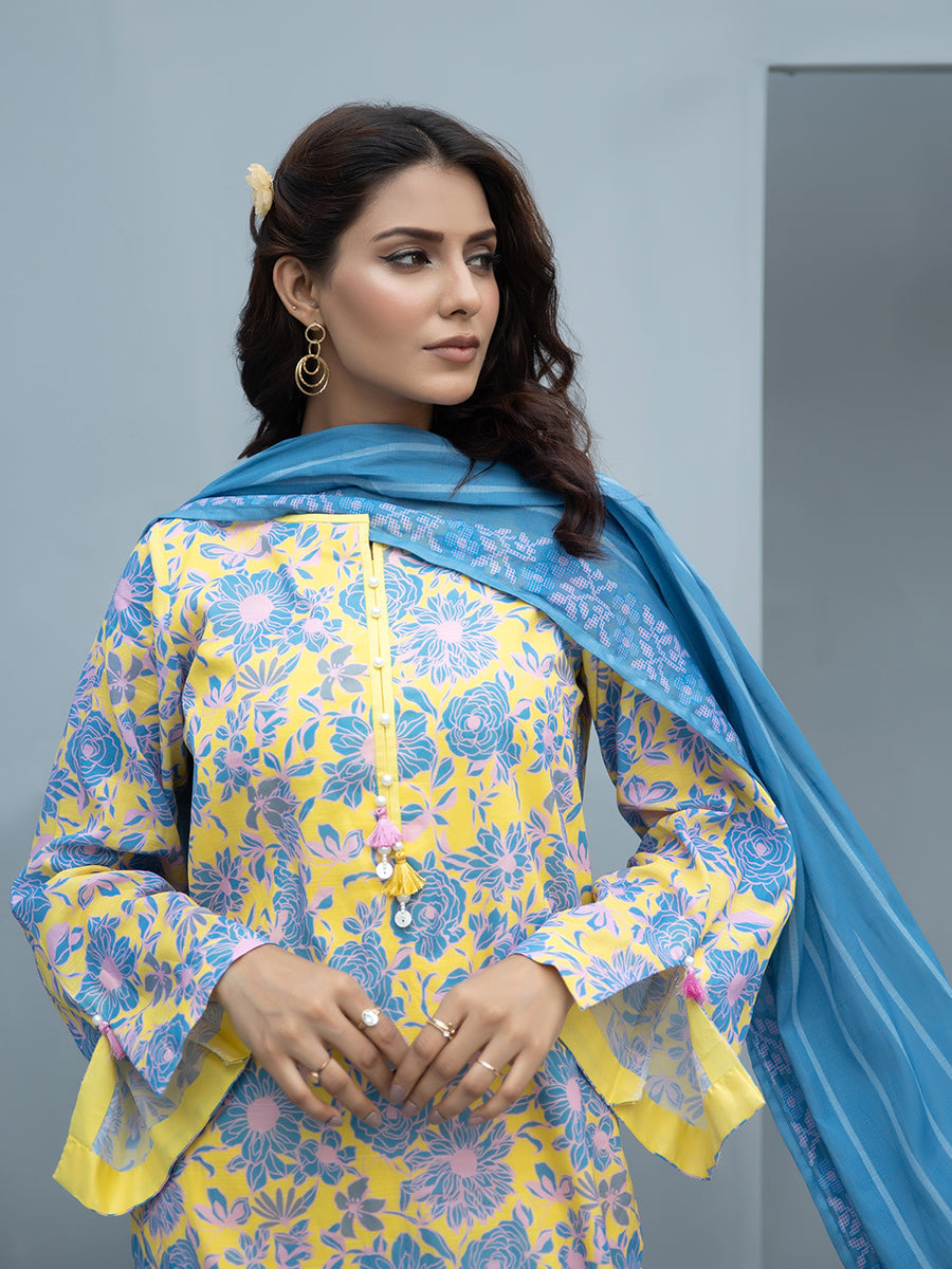 1 & Get 1 Free - 2Pc Printed Cambric Slub Shirt & Lawn Printed Slub Dupatta Buy